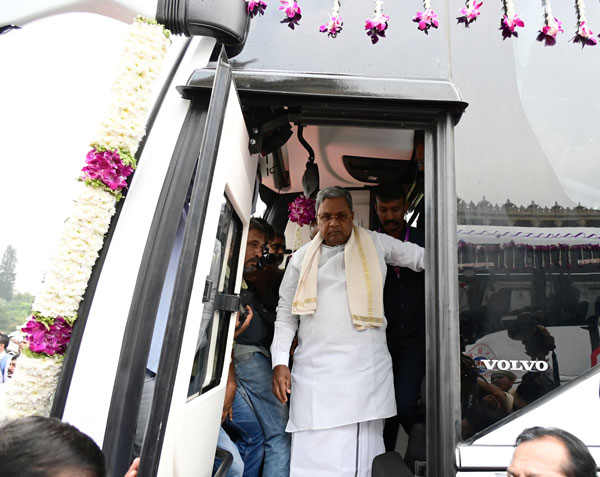 ksrtc-got-20-new-airavat-club-class-2-0-volvo-buses