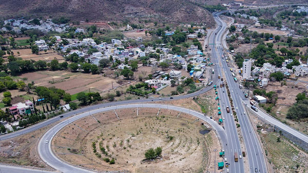 nitin-gadkari-announces-rs-2-200-crore-for-south-states-highway-projects