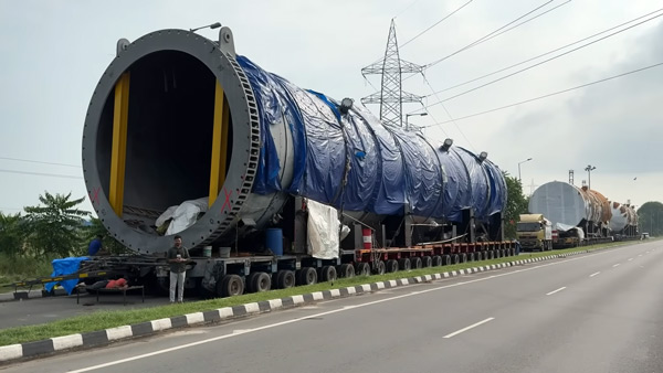 Truck With 400 Wheels
