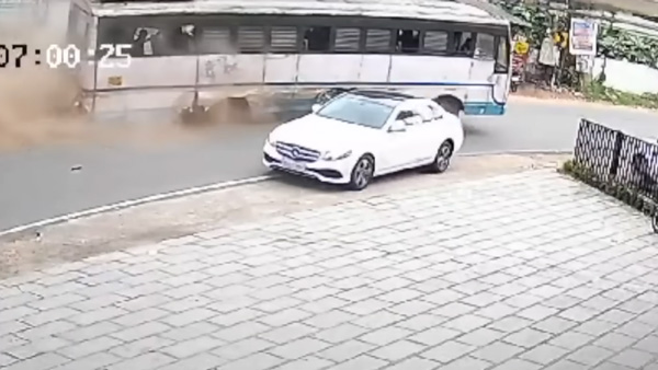 Scorpio-N Crashes Into Govt Bus