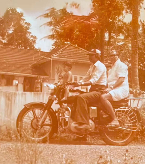 royal-enfield-bullet-owner-bought-same-bike-after-26-years