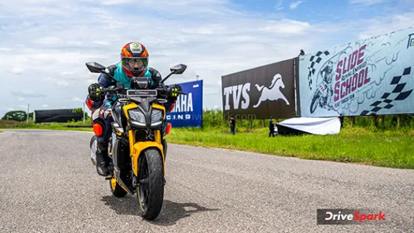 Middle Class Youth Like This Bikes Hero Karizma TVS Apache RTR 310 Bajaj Pulsar NS200