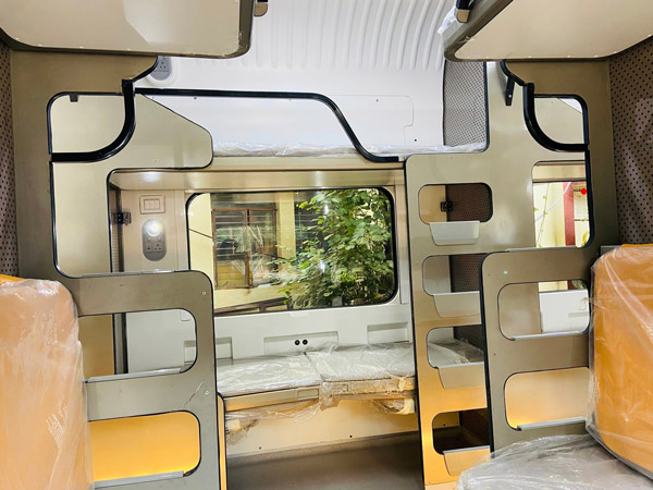 Karnataka Get Next Month First Vande Bharat Sleeper This Route Details