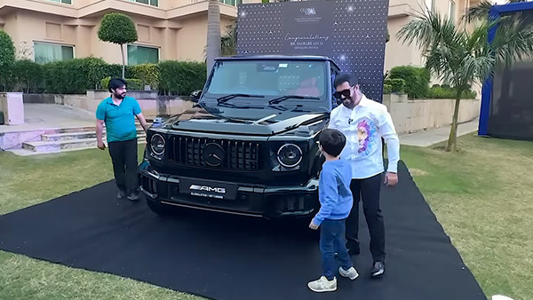 Mercedes-Benz G 63 AMG Mercedes-Benz G 63 AMG