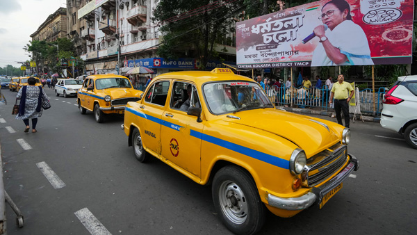 kolkata-yellow-taxi-ambassador-era-end-details