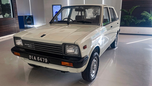 former-prime-minister-manmohan-singh-maruti-800-details