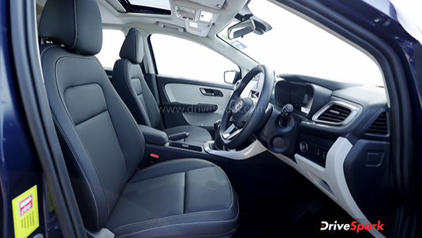 Tata Altroz Car On Road Price Mileage And Emi Details