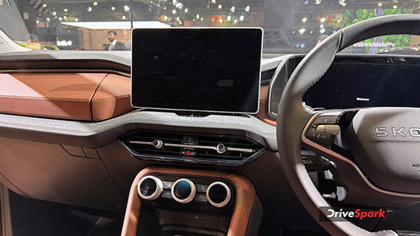 skoda-unveils-all-new-7-seater-kodiaq-in-the-middle-east