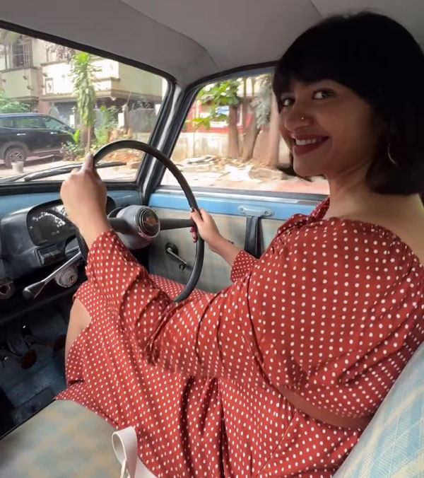 bangalore-girl-bought-his-childhood-dream-car-premier-padmini