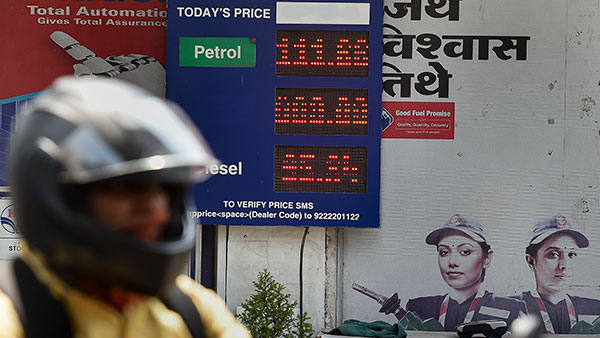 This Union Territory Administration Hike Petrol Diesel Price How Much In Karnataka Top Cities