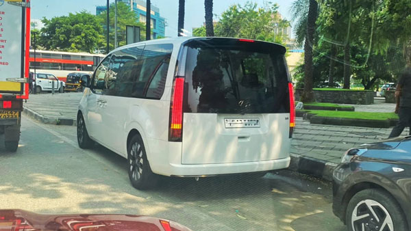 New Hyundai Staria Mpv Spotted In Mumbai Details