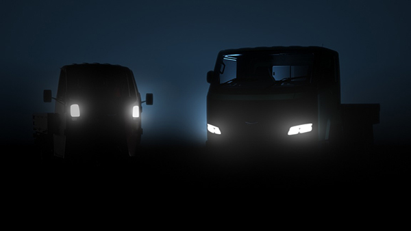 montra-electric-launching-e-scv-and-electric-3w-super-cargo-in-auto-expo