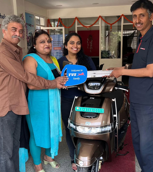 Kannada Actor Sunetra Pandit Buys New Tvs iQube Electric Scooter Details