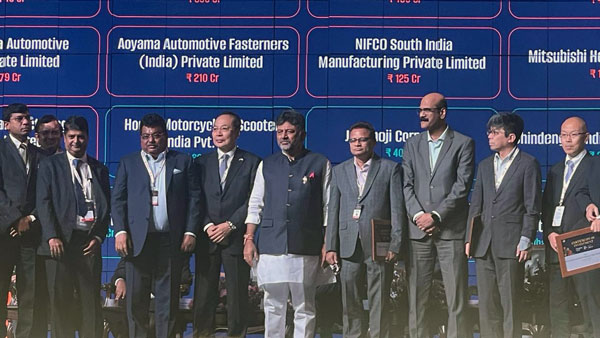 karnataka-govt-honored-toyota-with-the-prestigious-investment-certificate