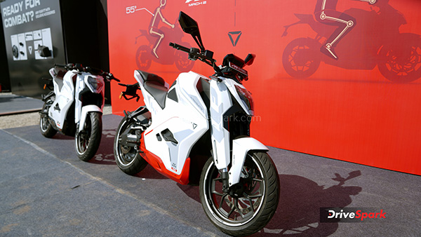 Ultraviolette F77 Superstreet Review Specs Riding Impressions Design Features Details