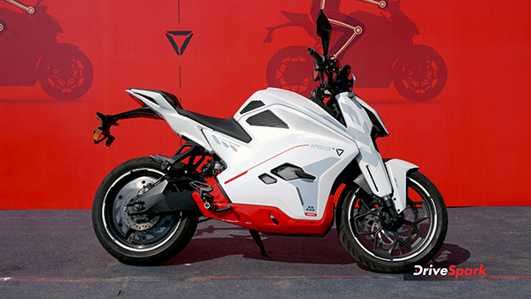 Ultraviolette F77 Superstreet Review Specs Riding Impressions Design Features Details