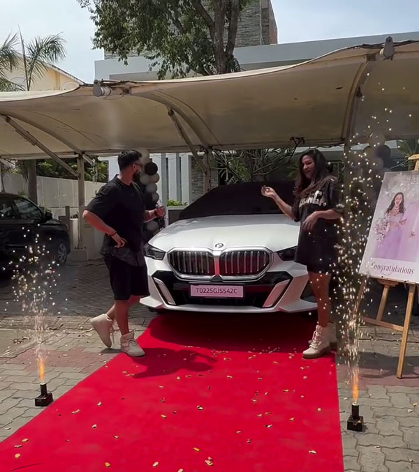 actress-amala-paul-got-bmw-5-series-gift-by-husband