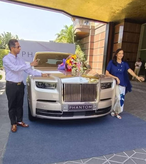 Karnataka Famous Businessman Bindu Jeera Owner Sathya Shankar Buys Rolls-Royce Phantom Car Details