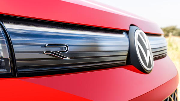 volkswagen-india-commences-pre-bookings-for-tiguan-r-line