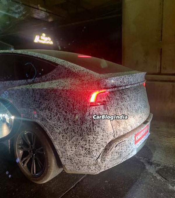 tesla-model-y-again-spotted-in-india-exterior-and-interior-details