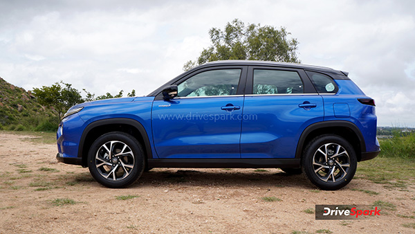 toyota-urban-cruiser-hyryder-launched-with-new-updated-features