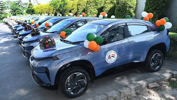 india-gifts-15-tata-curvv-electric-cars-to-nepal