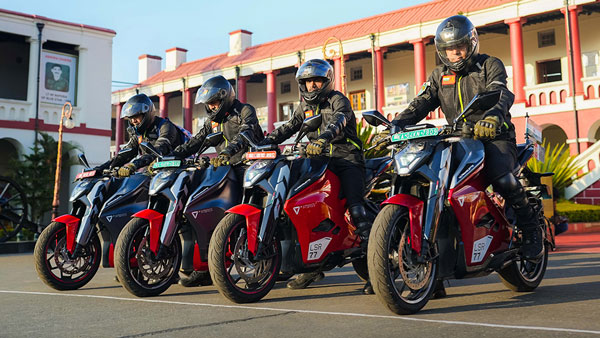 indian-army-partners-with-ultraviolette-f77s-for-the-veteran-outreach-rally