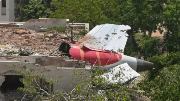 air-india-crash-boeing-787-8-plane-specs-details