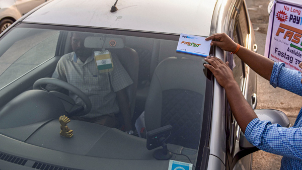 nitin-gadkari-announces-new-fastag-based-annual-pass