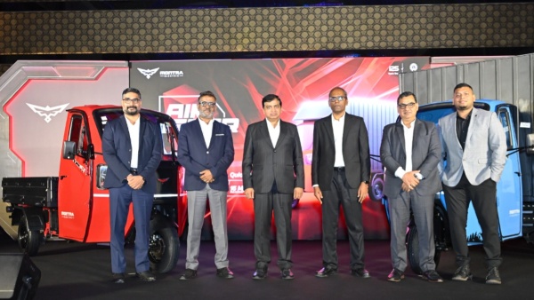 montra-electric-launches-three-wheeler-super-cargo-in-bengaluru
