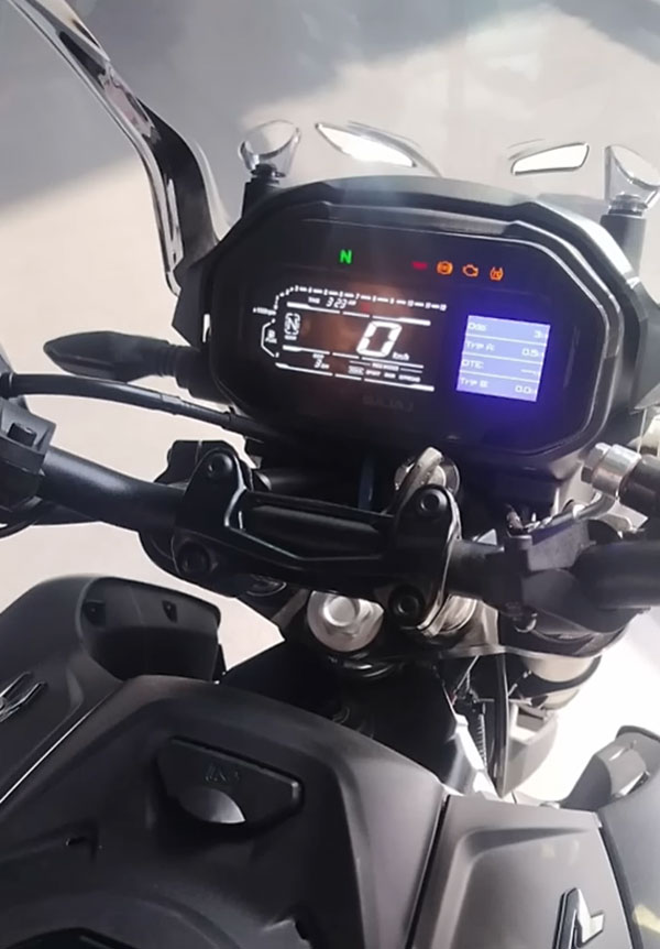 2025-dominar-launched-with-ride-by-wire-ride-modes-and-touring-accessories