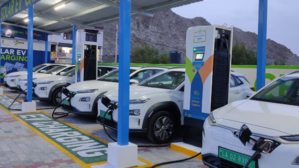 evs-have-80-percent-more-problems-than-petrol-cars