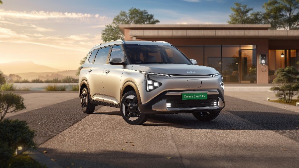 Kia Carens Clavis EV Booking Open Tomorrow Details