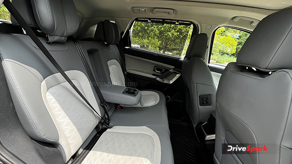 tata-harreir-ev-review-design-features-performance-details