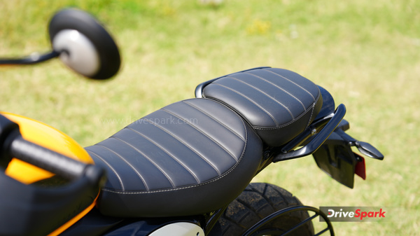 Triumph Scrambler 400 XC Review Specs Raiding Impressions Design And Features Details