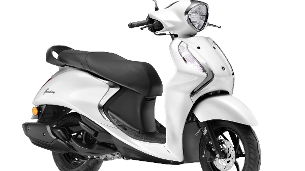 newly-launched-yamaha-hybrid-scooters-top-things