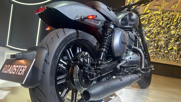 2025-yezdi-roadster-launched-in-india-at-2-9-lakh