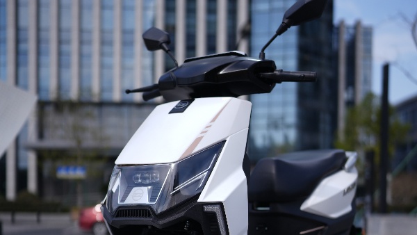 zelo-electric-knight-plus-electric-scooter-top-things