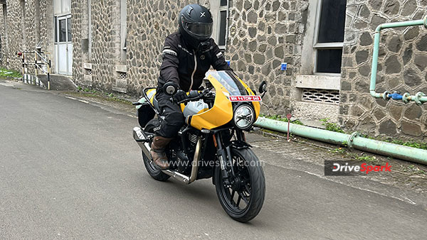 triumph-thruxton-400-review-price-features-engine-details