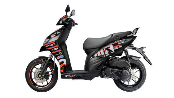 aprilia-india-introduces-limited-edition-aprilia-sr-gp-replica