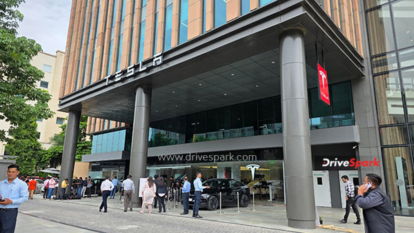 tesla-stumbles-in-india-car-bookings-lower-than-expected