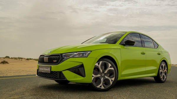 skoda-octavia-rs-launched-in-india-at-rs-4999000