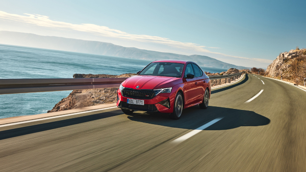 skoda-octavia-rs-price-features-engine-safety