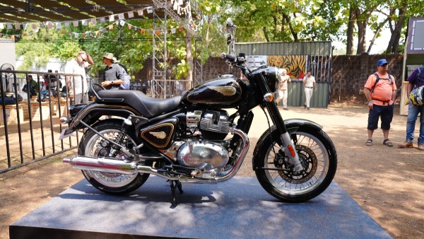 New Royal Enfield Bullet 650 Bike Unveiled In India Details