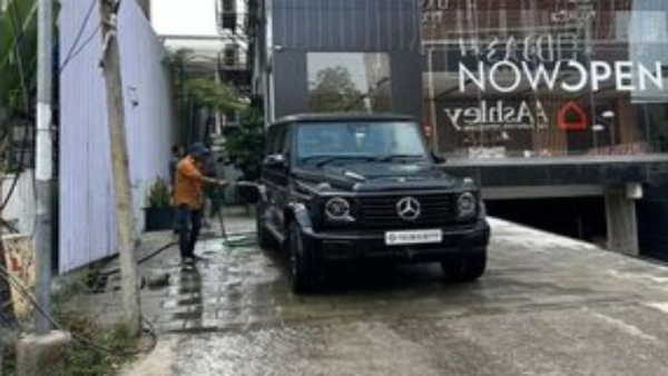 luxury-car-owner-fined-rs-10k-for-washing-with-drinkable-water