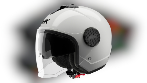 smk-introduces-new-range-of-premium-helmets-at-ibw-2025