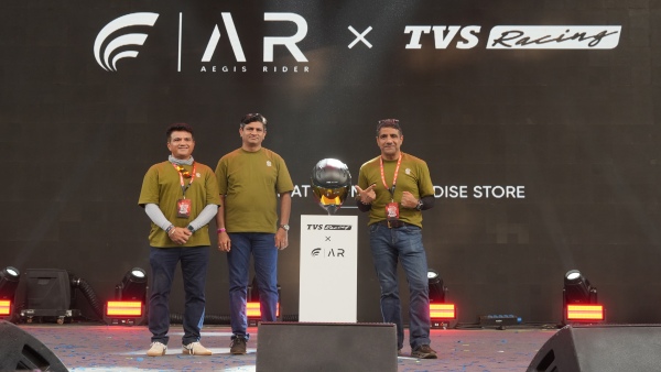 tvs-company-showcased-aegis-rider-vision-ar-hud-helmet
