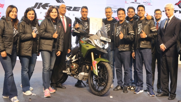 tvs-apache-rtx-wins-indian-motorcycle-of-the-year-2026-award