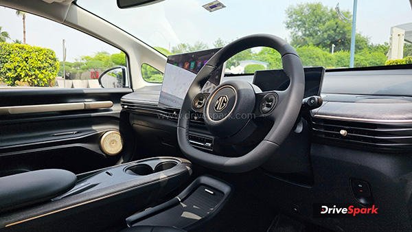 mg-motor-announced-windsor-is-india-s-no-1-selling-ev-of-2025