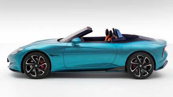 mg-cyberster-emerges-as-india-s-top-sports-car-in-2025